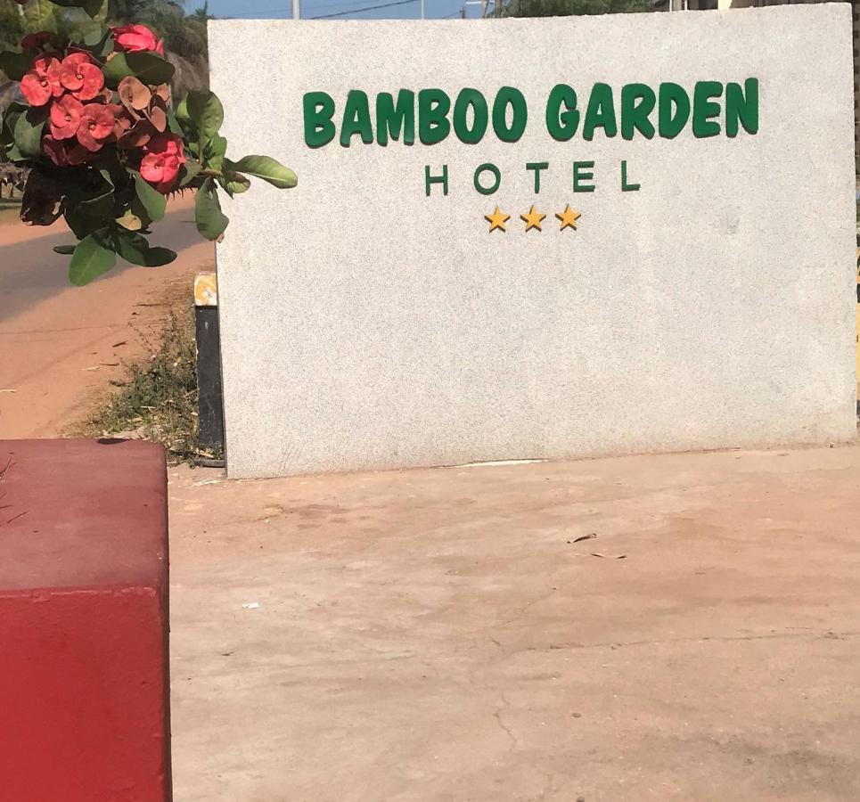 Bamboo Garden Hotel Serrekunda Eksteriør bilde