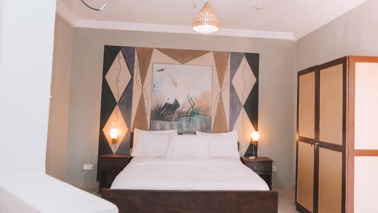 Bamboo Garden Hotel Serrekunda Eksteriør bilde