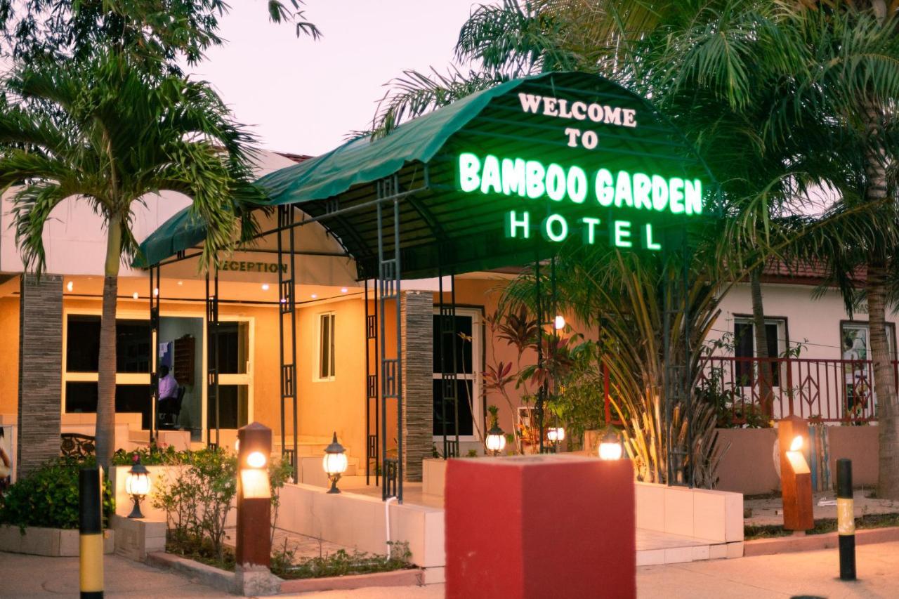 Bamboo Garden Hotel Serrekunda Eksteriør bilde