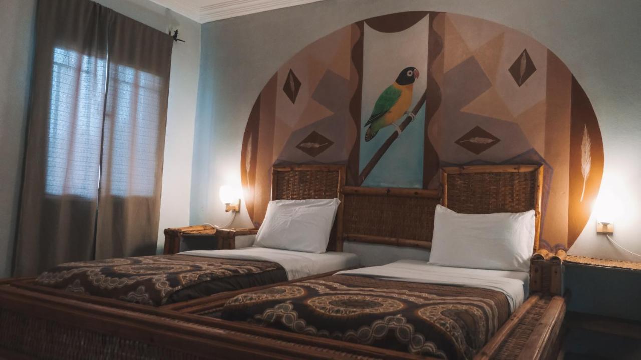 Bamboo Garden Hotel Serrekunda Eksteriør bilde